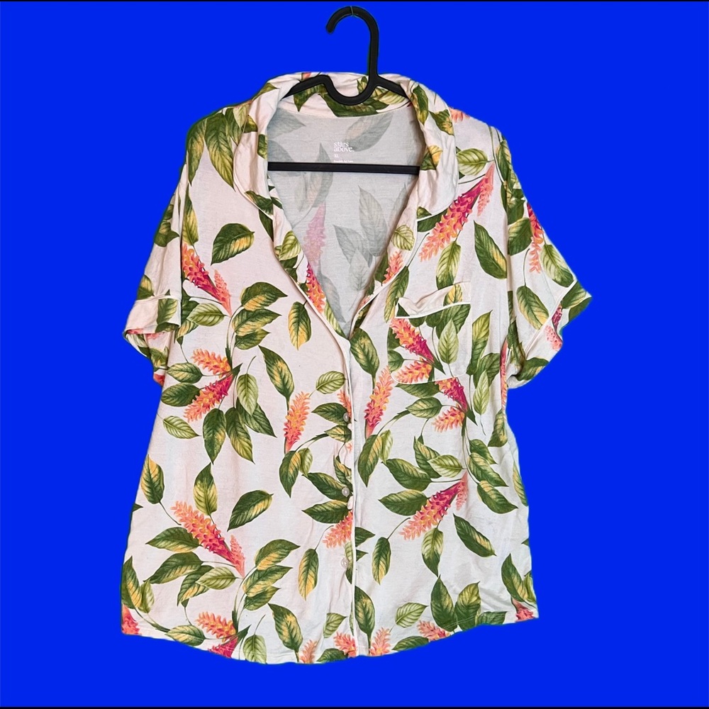 Stars Above Super Soft Pajama Top XL with Green Plants Floral Pattern